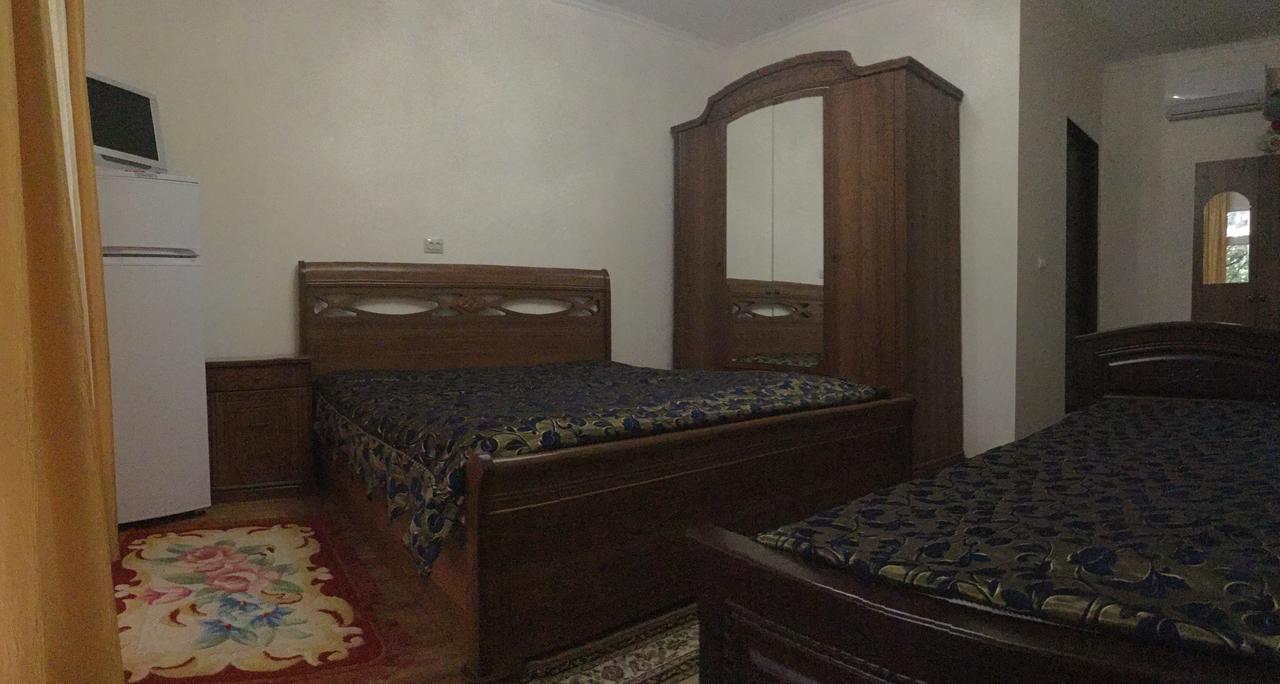 Alakhadze Sysanns Guest House المظهر الخارجي الصورة